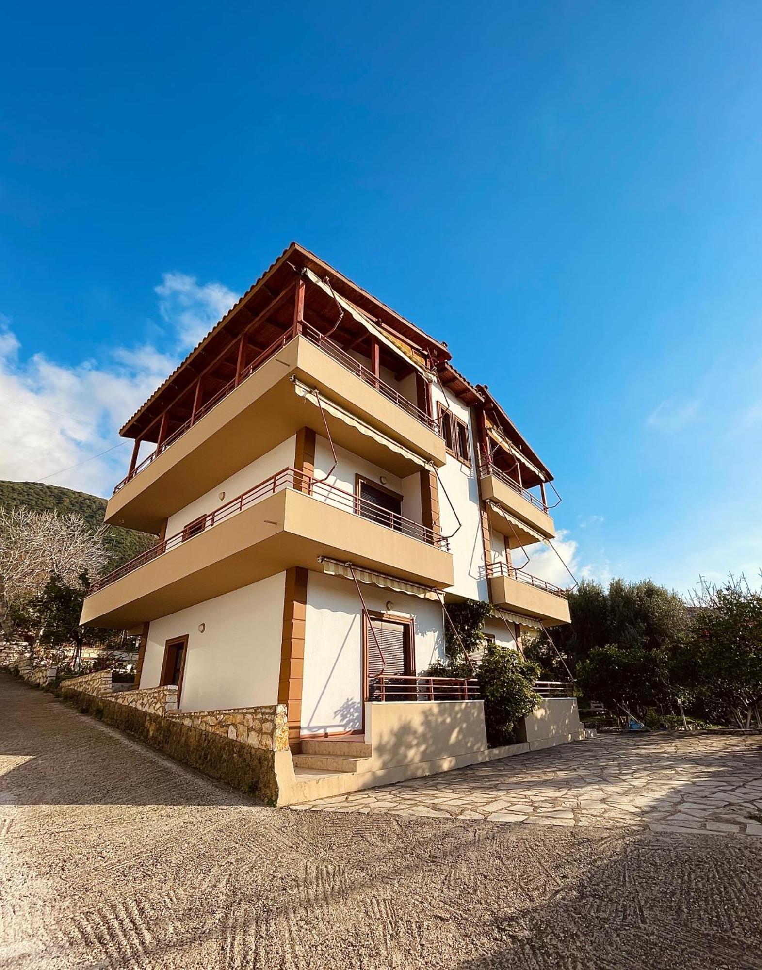 Vila Toskaj Vlore Exterior photo
